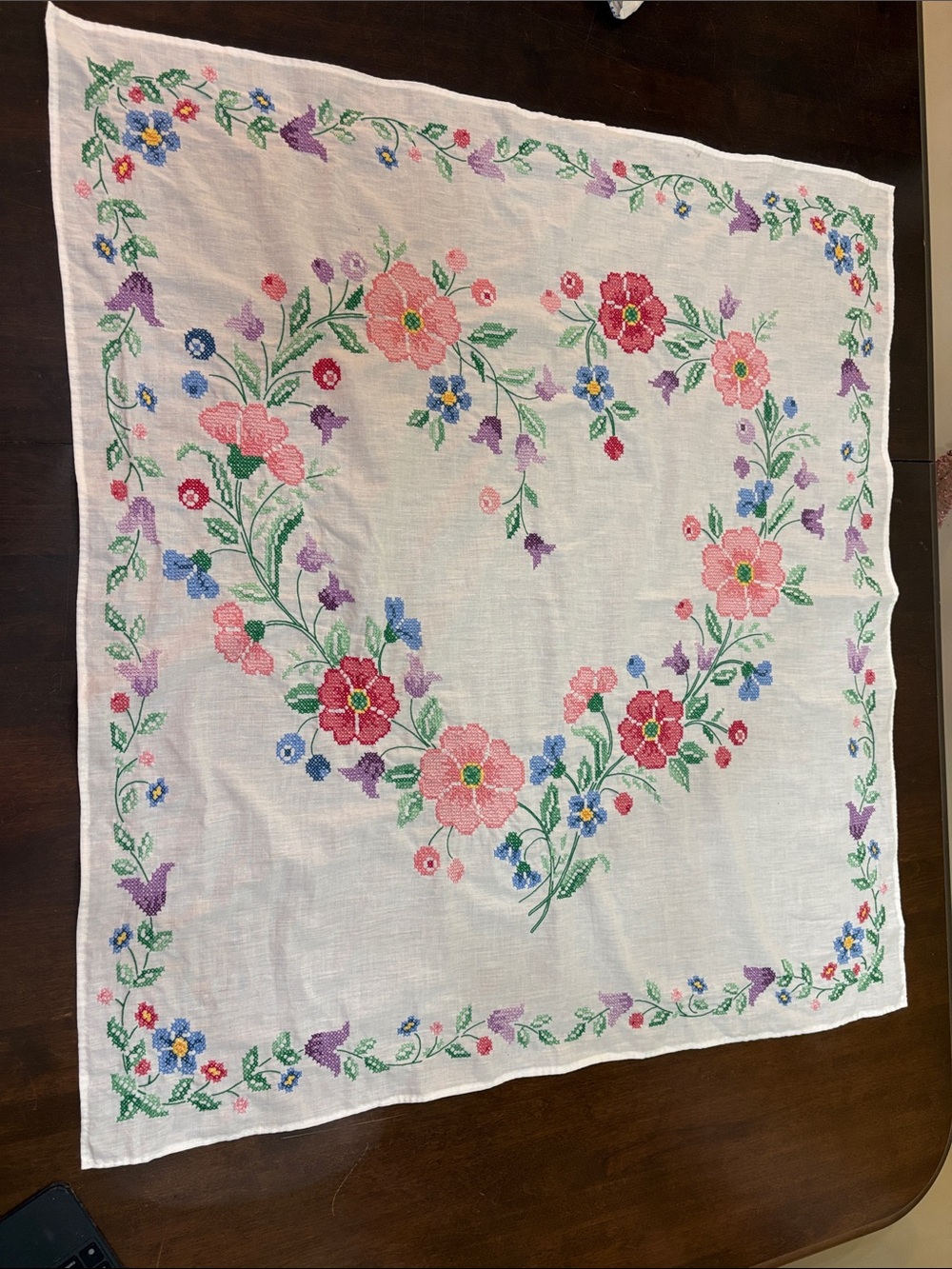 Floral Heart Cross Stitch White Tablecloth